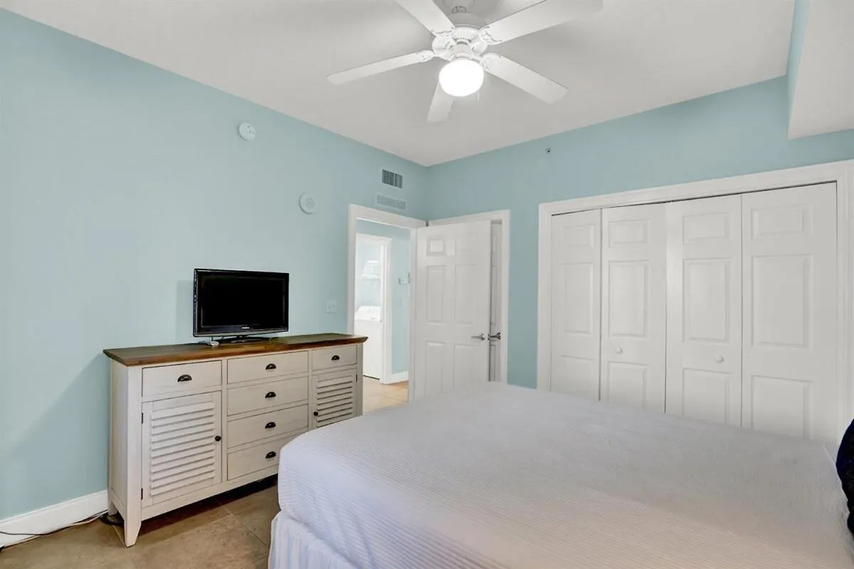 Calypso 1601W Gulf Front Corner Unit Fantastic Specials Apartment Panama City Beach